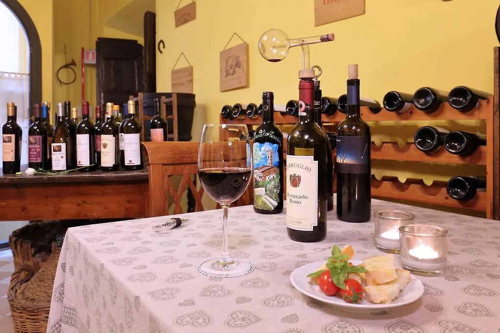*** Guest house Antica Dimora Patrizia Hotel Montecarlo Italy