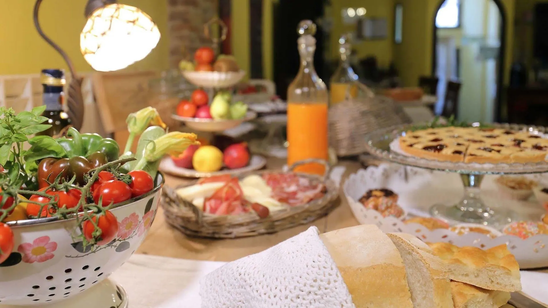 Antica Dimora Patrizia Hotel Montecarlo 3*,