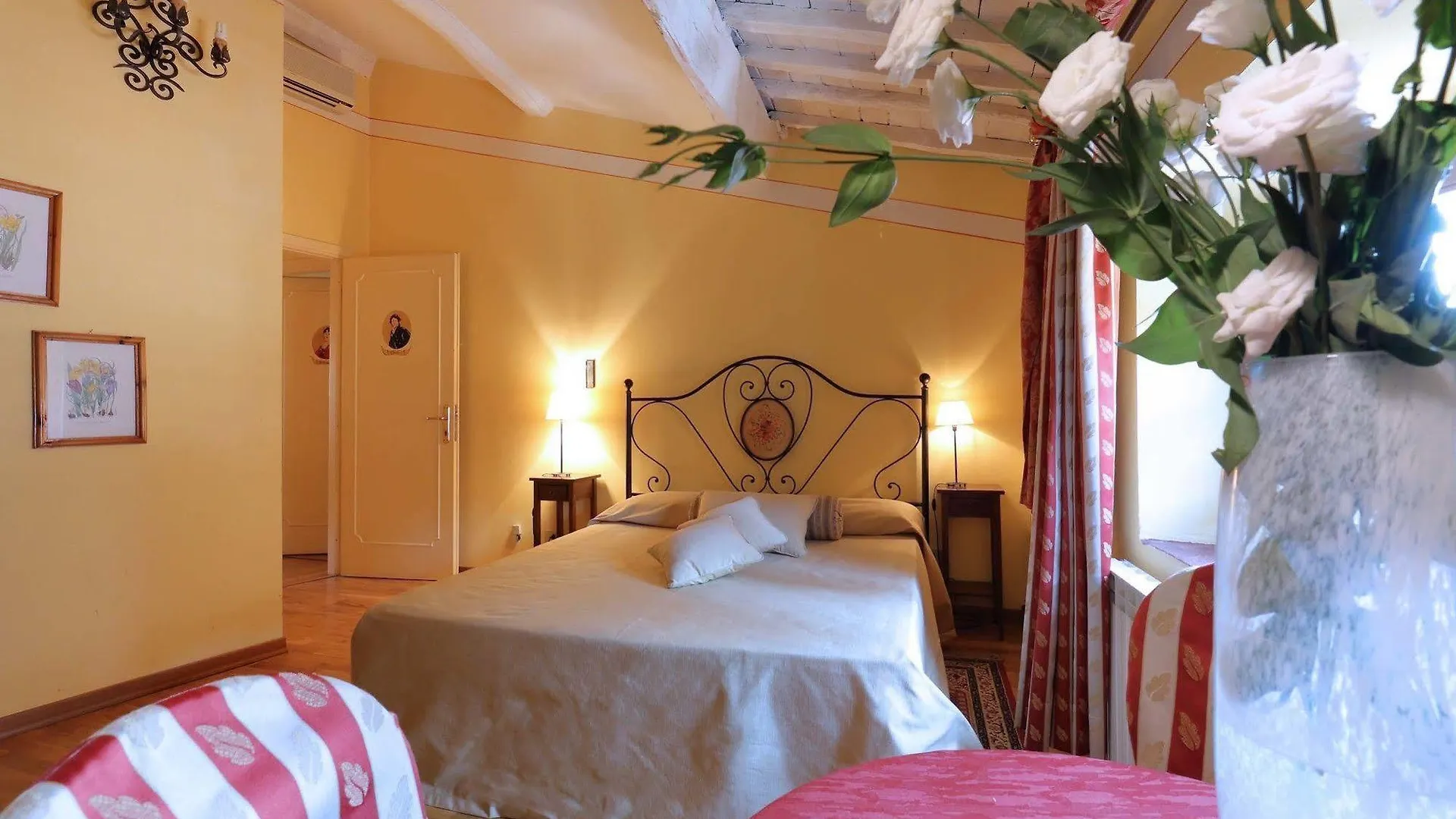 Antica Dimora Patrizia Hotel Montecarlo Guest house